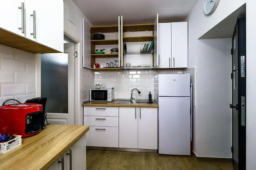 Modern & Comfortable Studio Cismigiu Park - Pop4 Bucharest 0*,  Romania